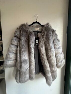 ASOS Fur Coat Size One Size NWT
